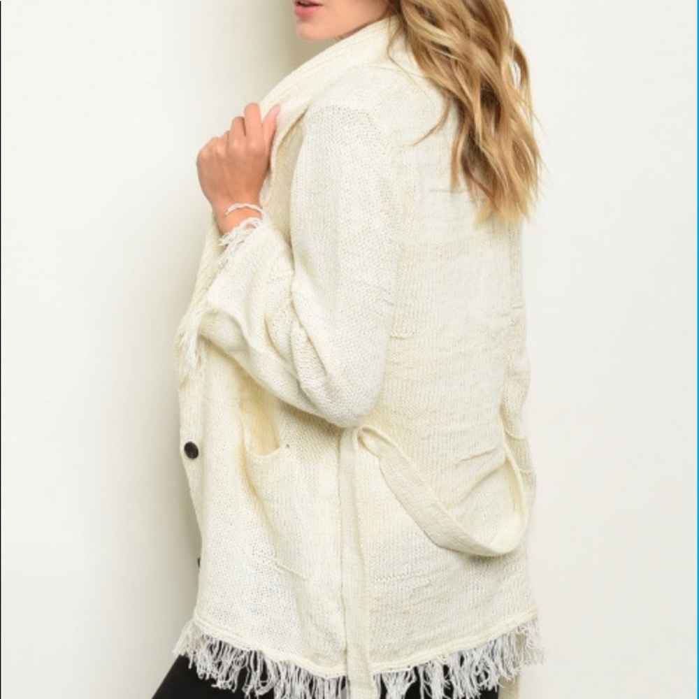 Open button sweater - Picture 2 of 2